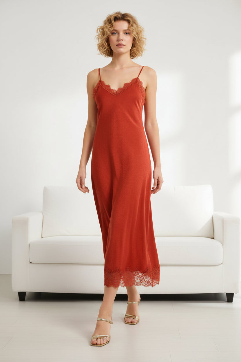 Vestido Lencero con Encaje