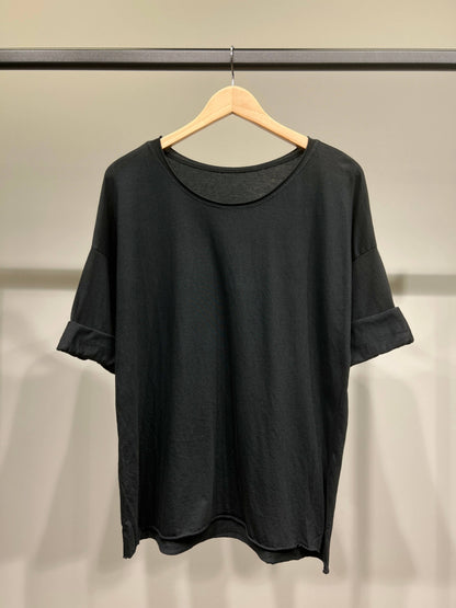 Camiseta ligera sencilla de cuello redondo con aberturas laterales 100% algodón