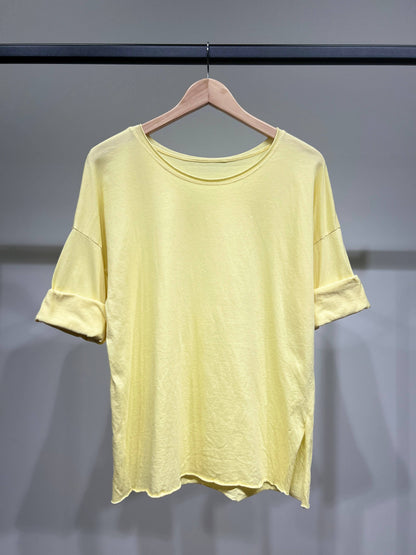 Camiseta ligera sencilla de cuello redondo con aberturas laterales 100% algodón