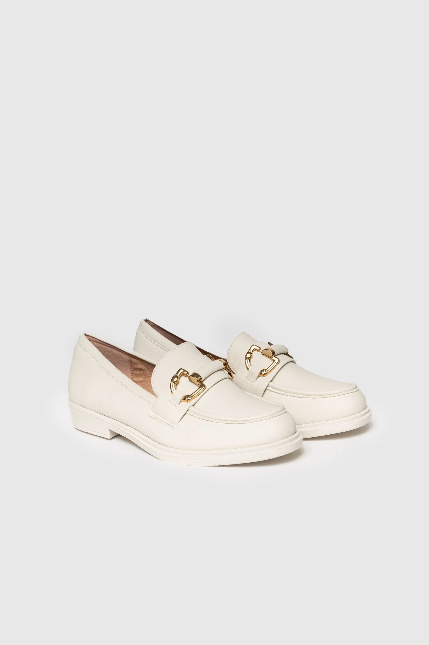 Mocasín con Herraje Dorado - Off White
