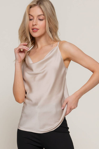 Top camisola de satén con cuello drapeado