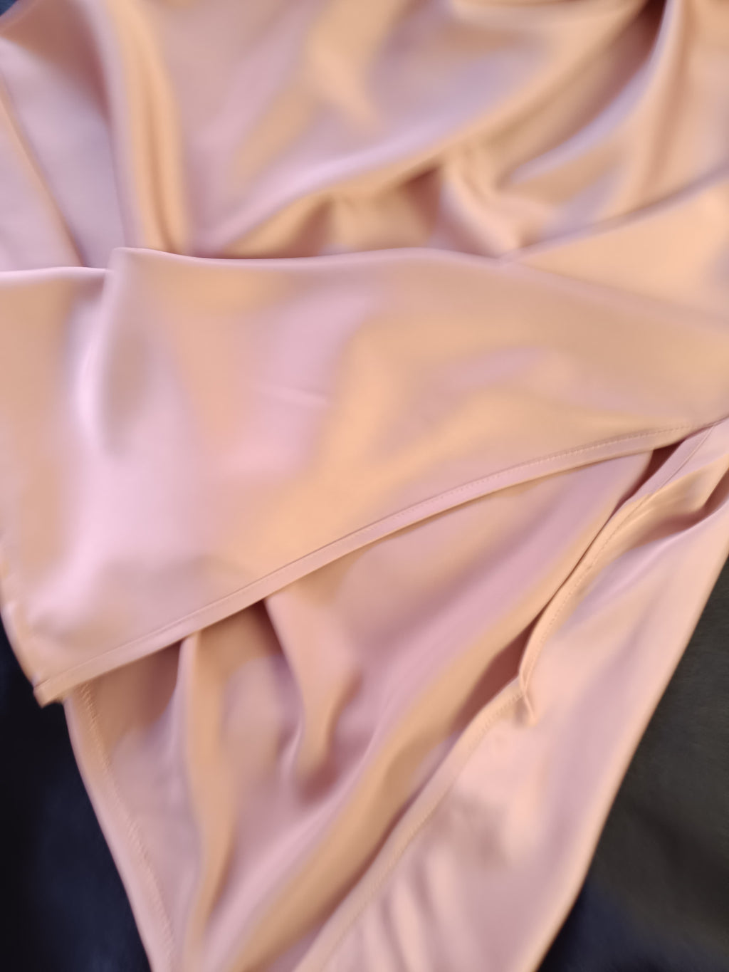 Deslumbrante con Corte Lateral