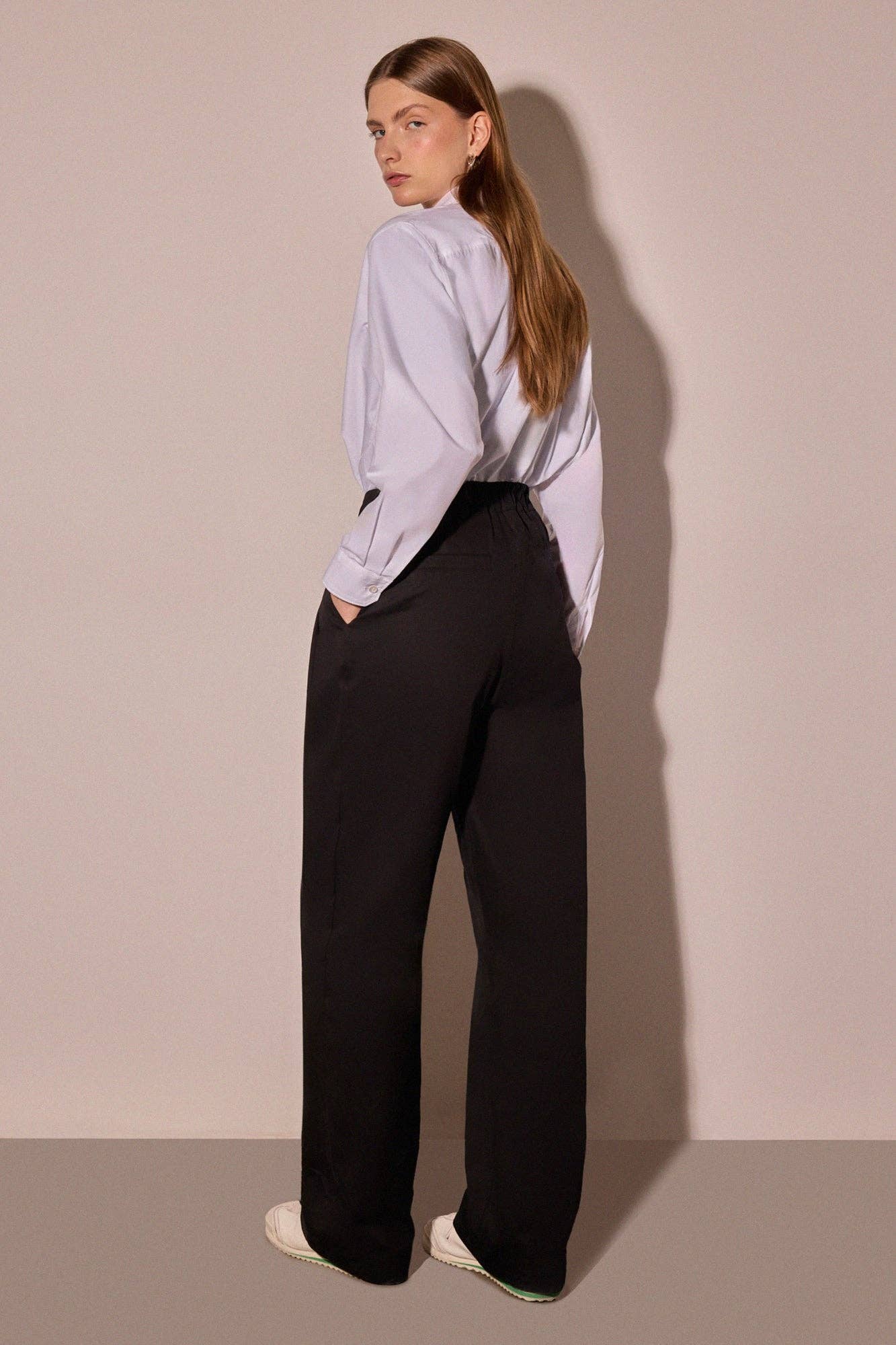 Pantalones plisados de gabardina de algodón de talle alto